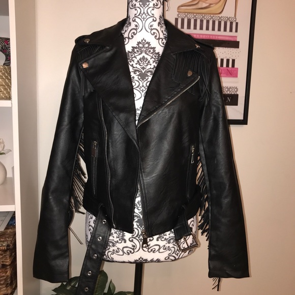 🚫 SOLD 🚫 Faux Leather Fringe Jacket - Picture 10 of 15